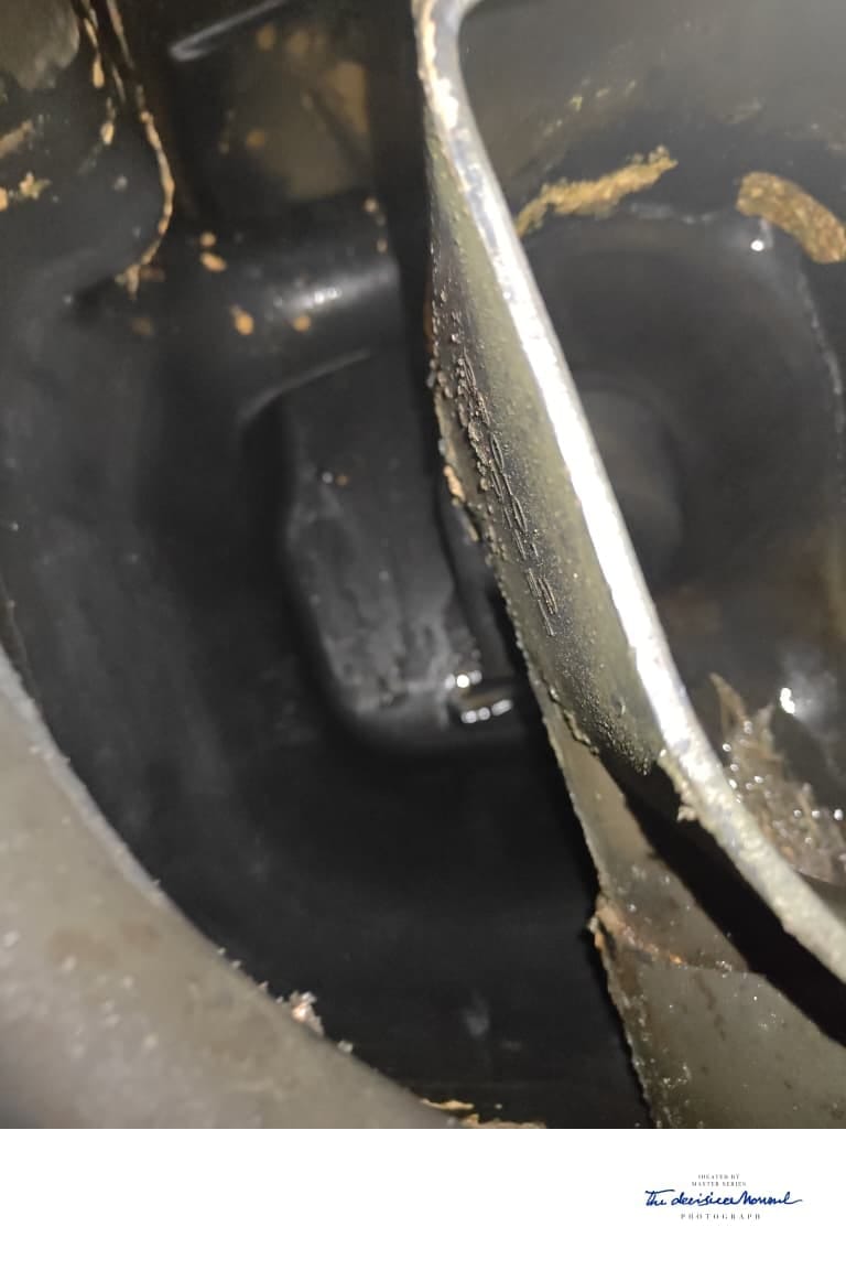 Sludge tanks cleaning
